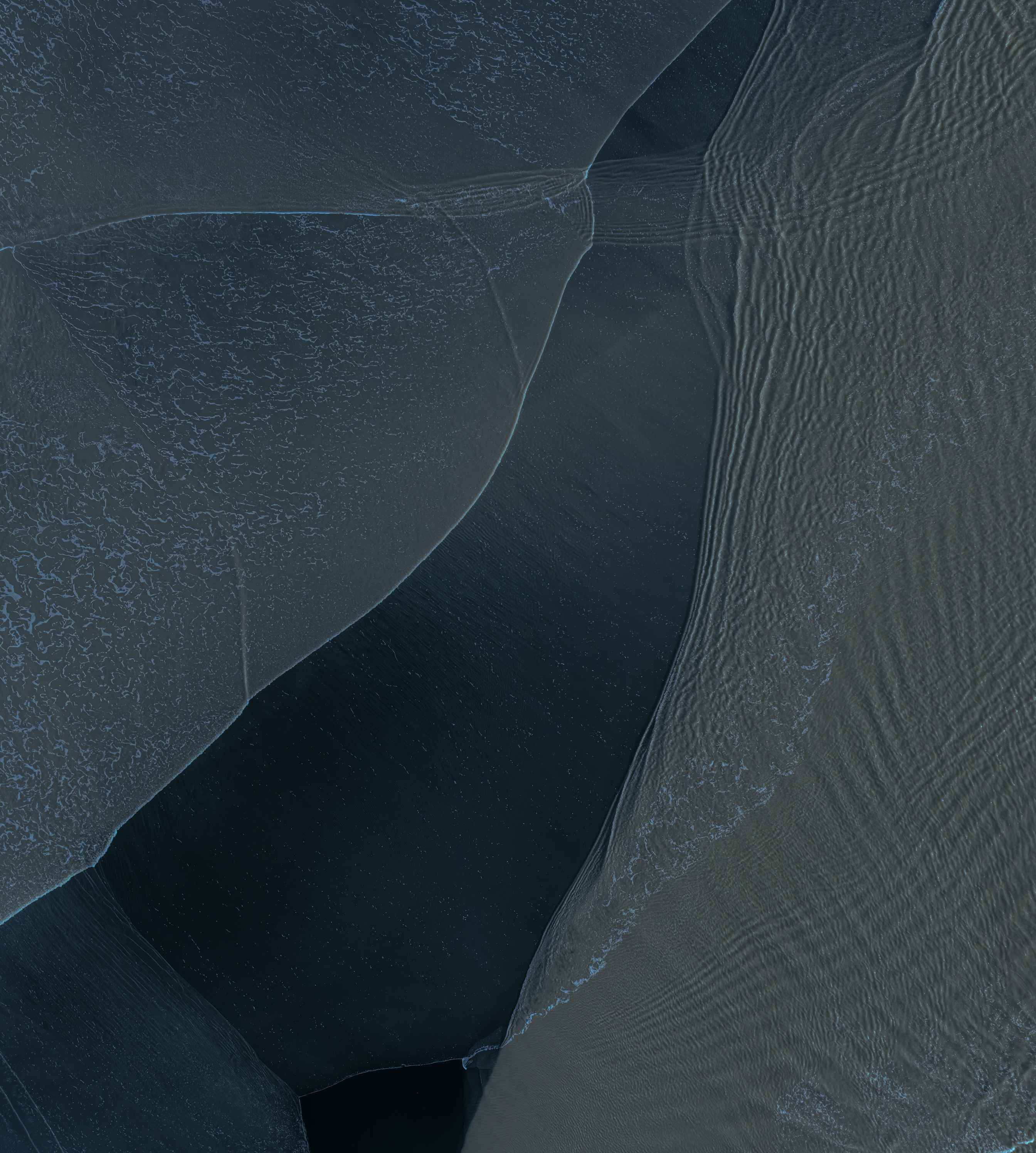 Pixel 11 Pro XL Midnight Haze Dark